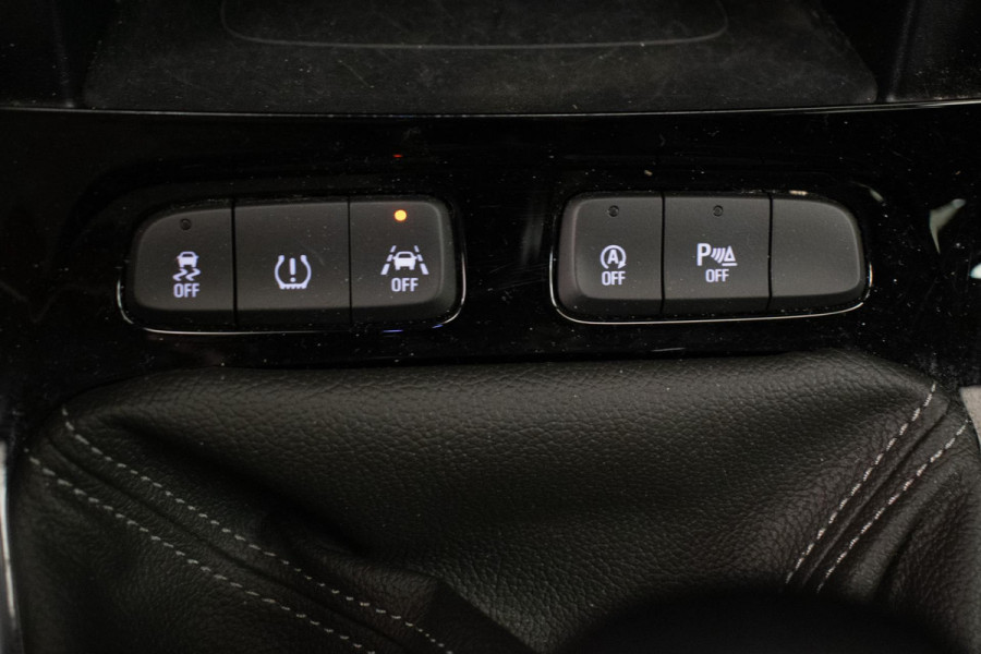 Opel Grandland X 1.2 Turbo Innovation Sport (APPLE CARPLAY,NAVI,PDC,LED,CRUISE,CLIMATE,SPORTSTOELEN,LM VELGEN,NETTE STAAT)
