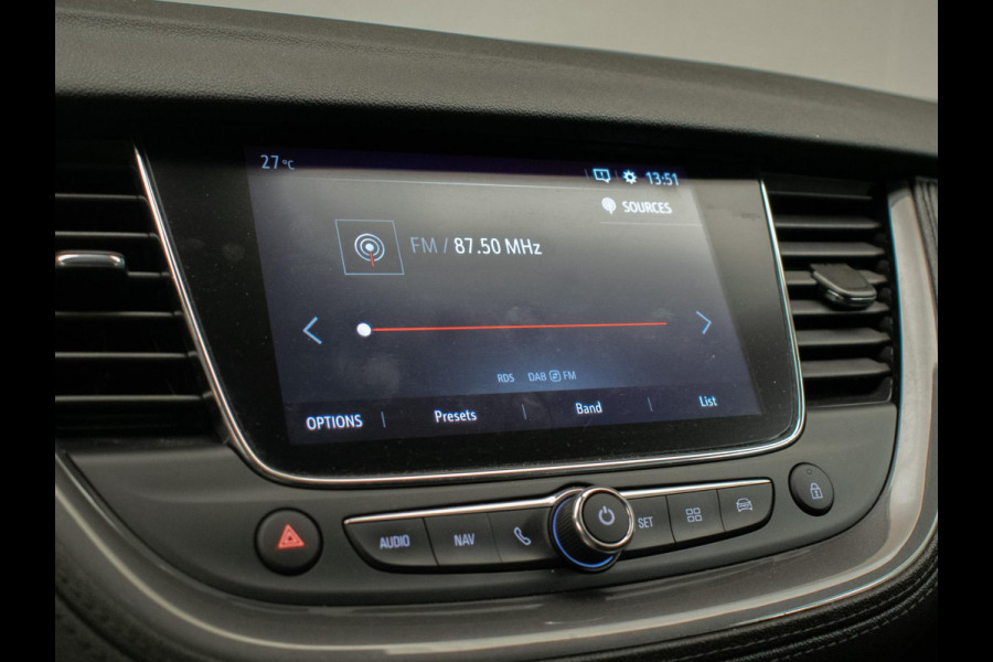 Opel Grandland X 1.2 Turbo Innovation Sport (APPLE CARPLAY,NAVI,PDC,LED,CRUISE,CLIMATE,SPORTSTOELEN,LM VELGEN,NETTE STAAT)