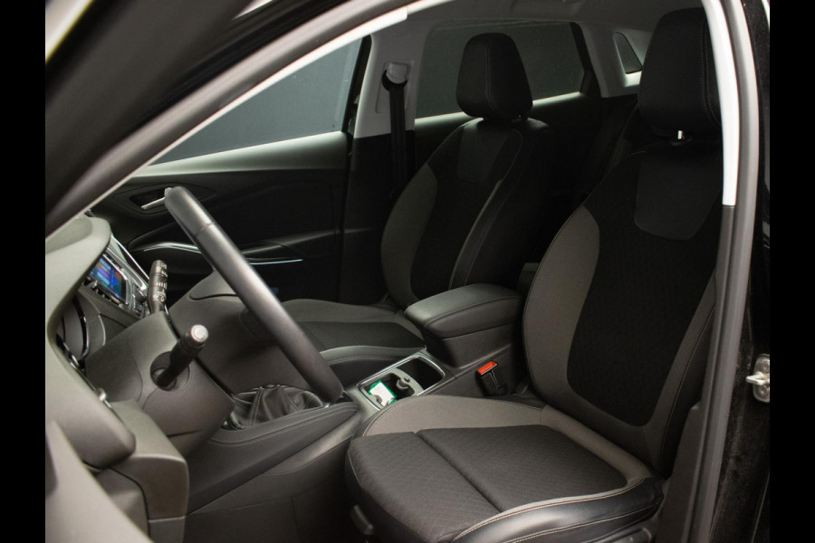 Opel Grandland X 1.2 Turbo Innovation Sport (APPLE CARPLAY,NAVI,PDC,LED,CRUISE,CLIMATE,SPORTSTOELEN,LM VELGEN,NETTE STAAT)