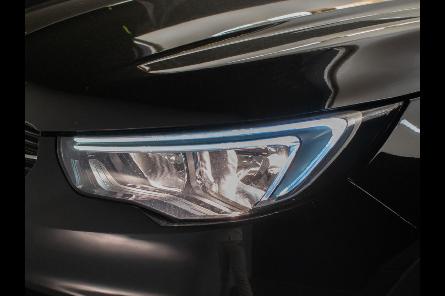 Opel Grandland X 1.2 Turbo Innovation Sport (APPLE CARPLAY,NAVI,PDC,LED,CRUISE,CLIMATE,SPORTSTOELEN,LM VELGEN,NETTE STAAT)