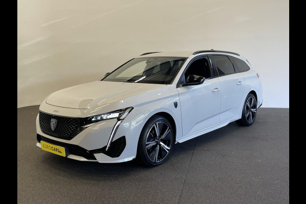 Peugeot 308 1.2 PureTech GT Climate control Adaptive cruise control Parkeersensoren Achteruitrijcamera Navigatie Voorstoelen verwarmd LED Apple Carplay/ Android Auto