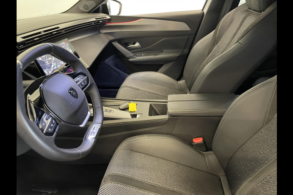 Peugeot 308 1.2 PureTech GT Climate control Adaptive cruise control Parkeersensoren Achteruitrijcamera Navigatie Voorstoelen verwarmd LED Apple Carplay/ Android Auto