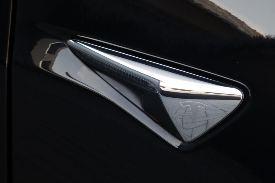 Tesla Model 3 Long Range AWD 75 kWh | AFNEEMBARE TREKHAAK | AUTOPILOT | 1STE EIGENAAR