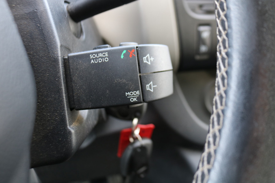 Renault Trafic 1.6 dCi 145pk L2 H1 Airco Trekhaak Camera