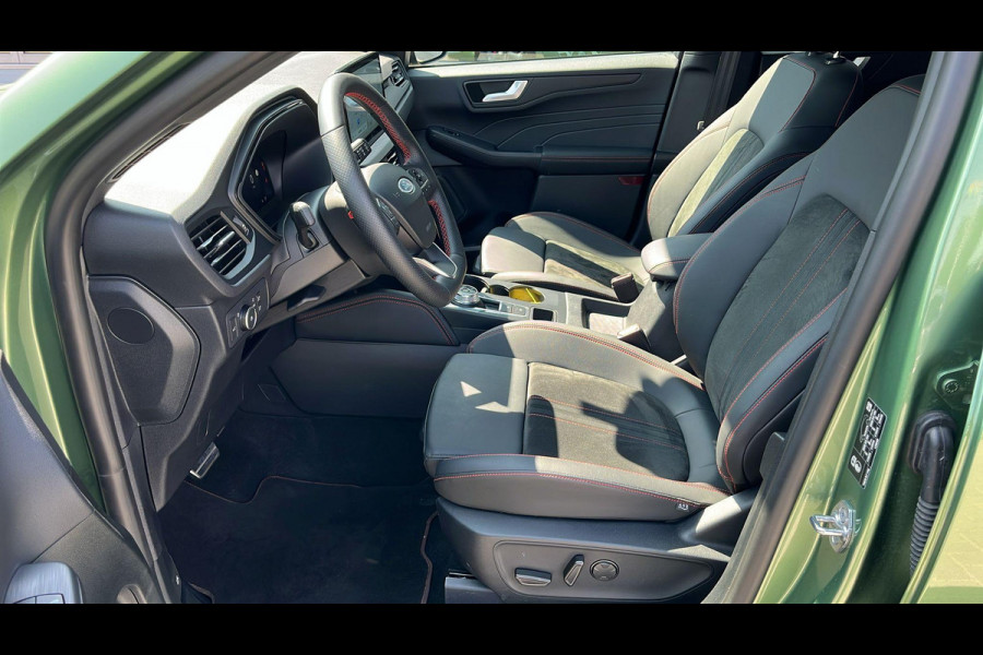 Ford Kuga 2.5 FHEV ST-Line X 190pk | Driver Assistance Pack | Technology Pack | Panoramadak | Geen stekker nodig | Winterpack | All Weather Banden | 1.600kg Trekgewicht