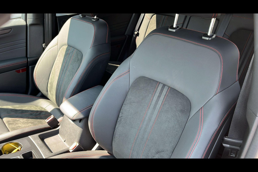 Ford Kuga 2.5 FHEV ST-Line X 190pk | Driver Assistance Pack | Technology Pack | Panoramadak | Geen stekker nodig | Winterpack | All Weather Banden | 1.600kg Trekgewicht