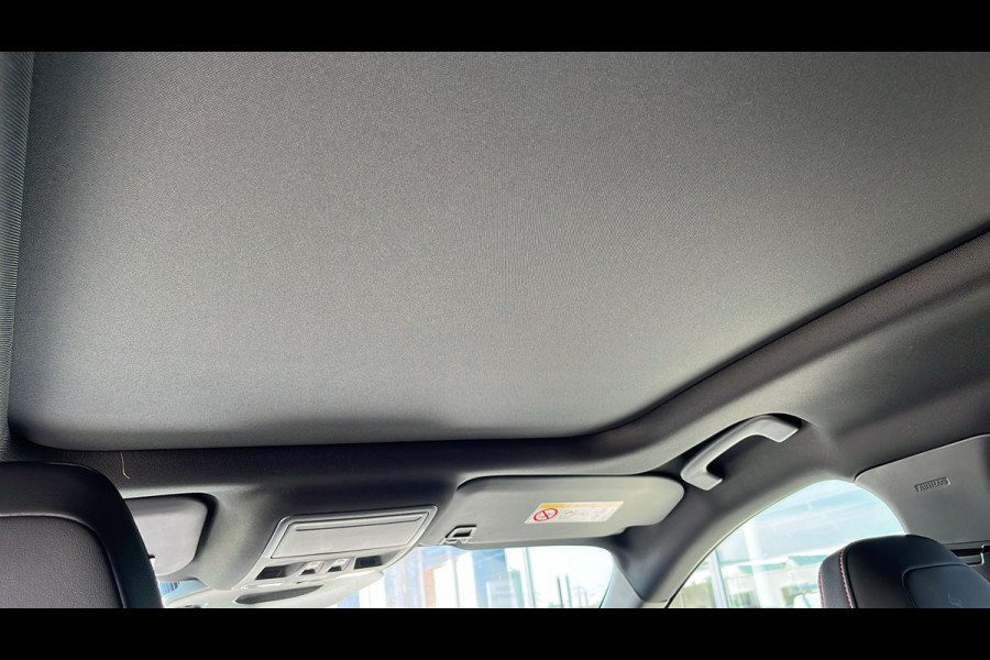 Ford Kuga 2.5 FHEV ST-Line X 190pk | Driver Assistance Pack | Technology Pack | Panoramadak | Geen stekker nodig | Winterpack | All Weather Banden | 1.600kg Trekgewicht