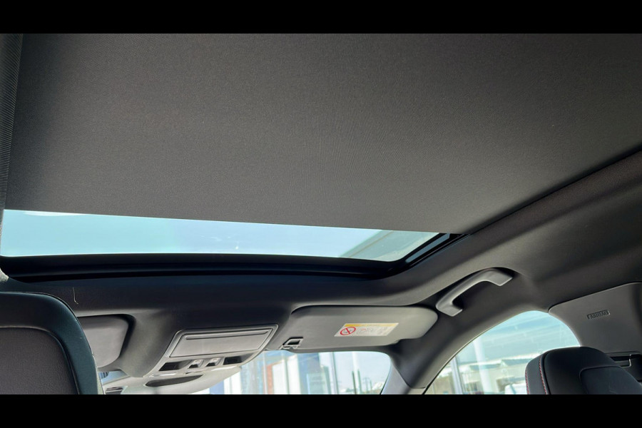 Ford Kuga 2.5 FHEV ST-Line X 190pk | Driver Assistance Pack | Technology Pack | Panoramadak | Geen stekker nodig | Winterpack | All Weather Banden | 1.600kg Trekgewicht