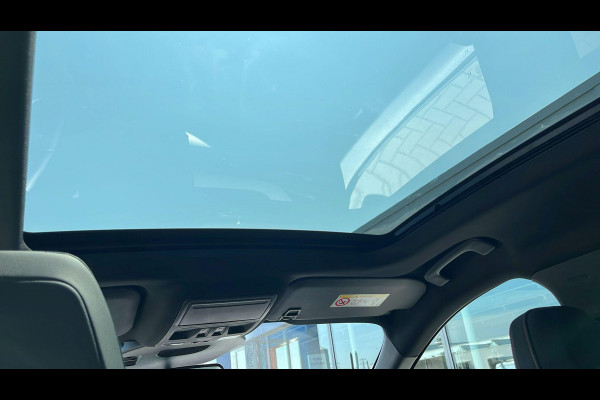 Ford Kuga 2.5 FHEV ST-Line X 190pk | Driver Assistance Pack | Technology Pack | Panoramadak | Geen stekker nodig | Winterpack | All Weather Banden | 1.600kg Trekgewicht