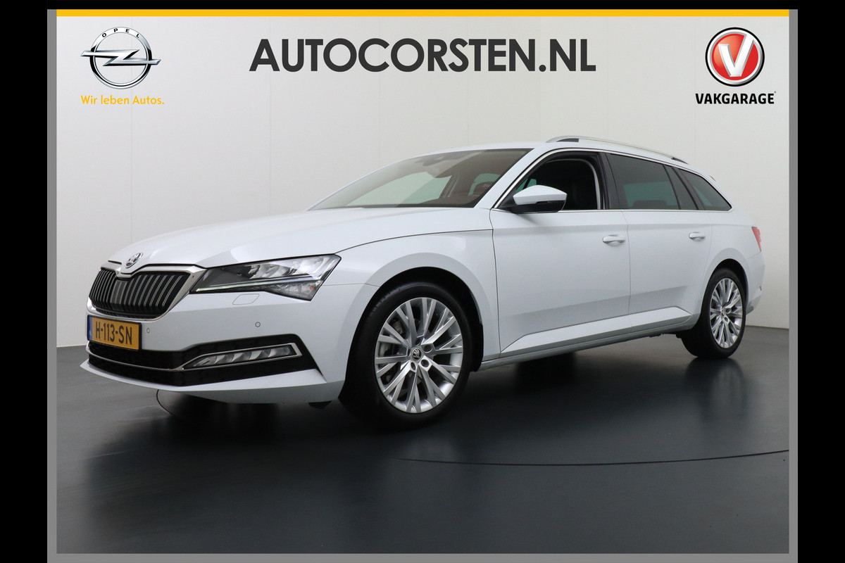 Škoda Superb Combi 1.5T-150PK AUT-7 Wegklapb.Trekh.Virtual Cockpit Apple Carplay Android Camera 1/2 Leer-Alcantara Memory Seats Navi Ecc Crui Keyless DAB Privacy Glas Lmv 18" Elek.Achterklep Business Upgrade Function Pakket DSG-7 Regen-Lichtsensor Wifi Voorruitverwarming Zeer compleet! 1e Eigenaar, Origineel Nederlands, 1.600KG Trekgewicht € 44.000 nieuw Škoda Superb Combi 1.5T-150PK AUT-7 Wegklapb.Trekh.Virtual Cockpit Apple Carplay Android Camera 1/2 Leer-Alcantara Memory Seats Navi Ecc Crui Keyless DAB Privacy Glas Lmv 18" Elek.Achterklep Business Upgrade Function Pakket DSG-7 Regen-Lichtsensor Wifi Voorruitverwarming Zeer compleet! 1e Eigenaar, Origineel Nederlands, 1.600KG Trekgewicht € 44.000 nieuw