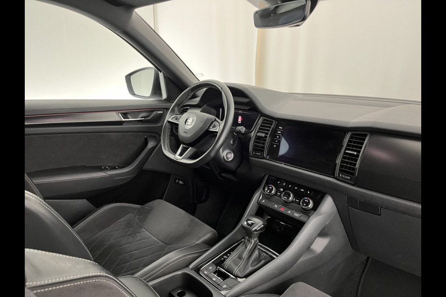 Škoda Kodiaq 1.5 TSI Sportline Business Aut. *LEATHER-ALCANTARA | FULL-LED | HEATED-SPORTSEATS | ADAPTIVE-CRUISE | MEMORY-PACK | DIGI-COCKPIT | CANTON-AUDIO | SHIFT-PADDLES | CARPLAY | AMBIENT-LIGHT | KEYLESS | DAB | 20''ALU*