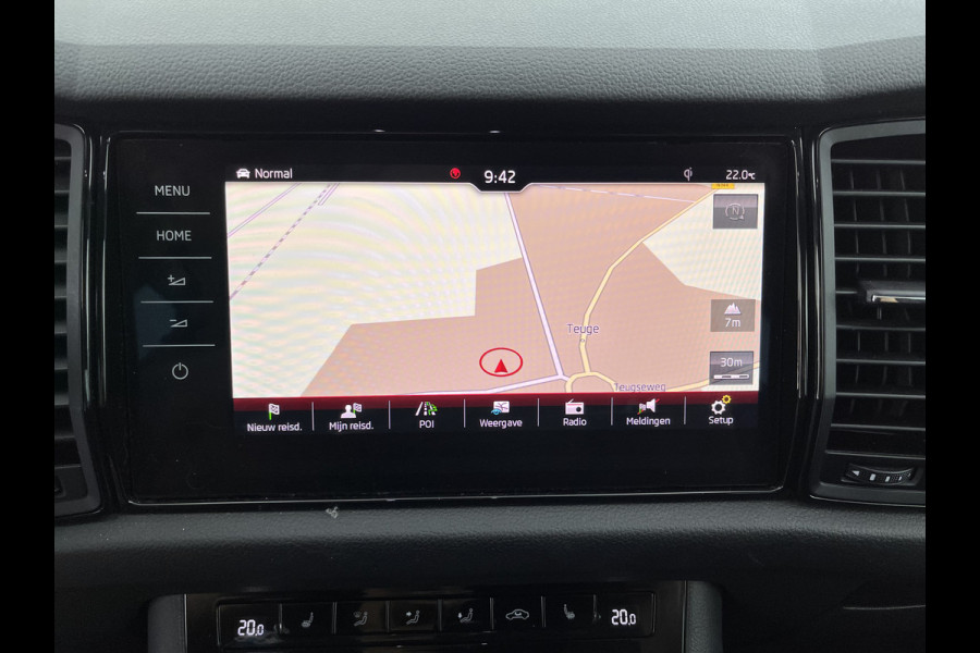 Škoda Kodiaq 1.5 TSI Sportline Business Aut. *LEATHER-ALCANTARA | FULL-LED | HEATED-SPORTSEATS | ADAPTIVE-CRUISE | MEMORY-PACK | DIGI-COCKPIT | CANTON-AUDIO | SHIFT-PADDLES | CARPLAY | AMBIENT-LIGHT | KEYLESS | DAB | 20''ALU*