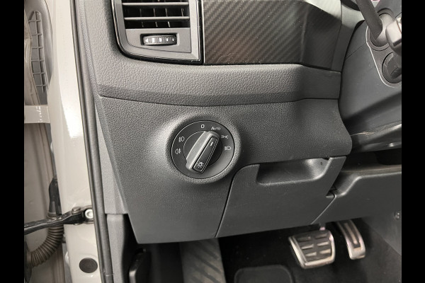 Škoda Kodiaq 1.5 TSI Sportline Business Aut. *LEATHER-ALCANTARA | FULL-LED | HEATED-SPORTSEATS | ADAPTIVE-CRUISE | MEMORY-PACK | DIGI-COCKPIT | CANTON-AUDIO | SHIFT-PADDLES | CARPLAY | AMBIENT-LIGHT | KEYLESS | DAB | 20''ALU*