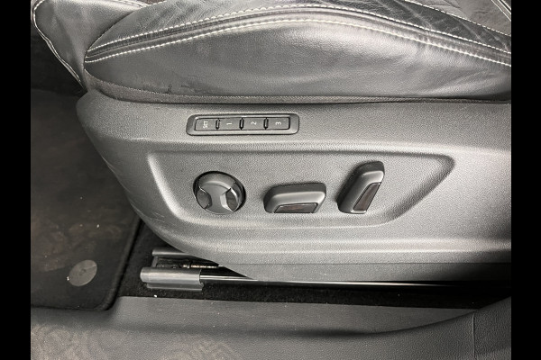 Škoda Kodiaq 1.5 TSI Sportline Business Aut. *LEATHER-ALCANTARA | FULL-LED | HEATED-SPORTSEATS | ADAPTIVE-CRUISE | MEMORY-PACK | DIGI-COCKPIT | CANTON-AUDIO | SHIFT-PADDLES | CARPLAY | AMBIENT-LIGHT | KEYLESS | DAB | 20''ALU*