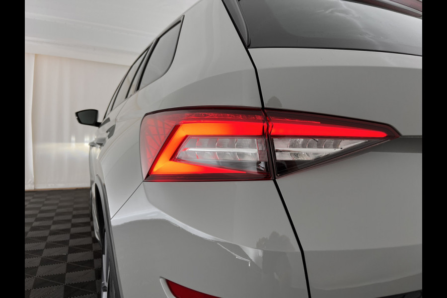Škoda Kodiaq 1.5 TSI Sportline Business Aut. *LEATHER-ALCANTARA | FULL-LED | HEATED-SPORTSEATS | ADAPTIVE-CRUISE | MEMORY-PACK | DIGI-COCKPIT | CANTON-AUDIO | SHIFT-PADDLES | CARPLAY | AMBIENT-LIGHT | KEYLESS | DAB | 20''ALU*