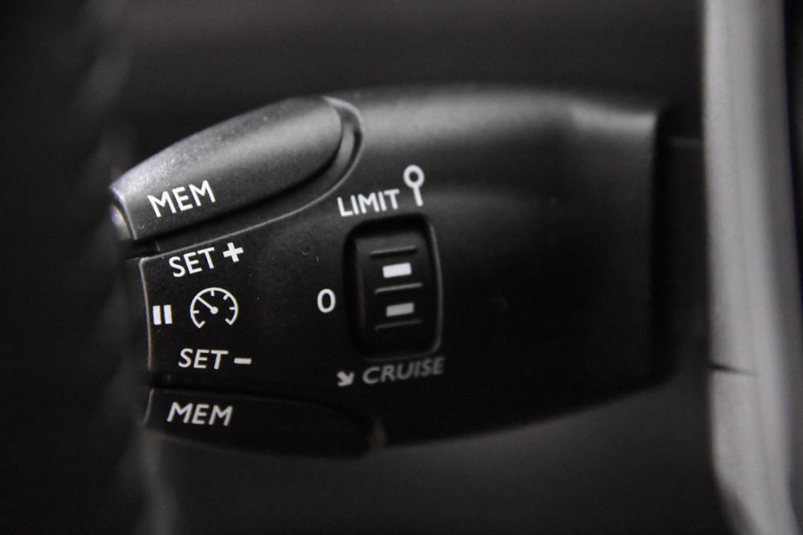 Peugeot 208 Active *1ste Eigenaar*Navigatie*Park assist*DAB*