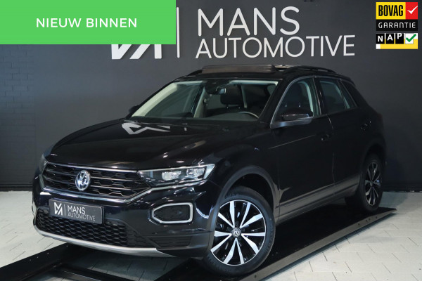 Volkswagen T-Roc 1.5 TSI Sport / PANODAK / DODEHOEK / ACC / CAMERA / CARPLAY