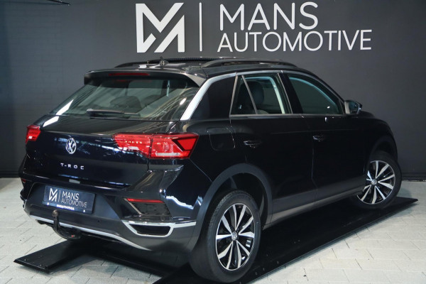 Volkswagen T-Roc 1.5 TSI Sport / PANODAK / DODEHOEK / ACC / CAMERA / CARPLAY