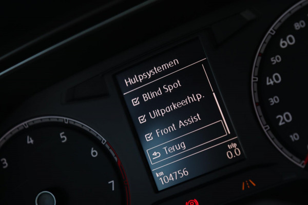 Volkswagen T-Roc 1.5 TSI Sport / PANODAK / DODEHOEK / ACC / CAMERA / CARPLAY