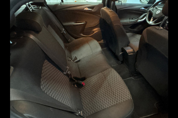 Opel Astra Sports Tourer 1.0 Online Edition Airco | Navi | Cruise | PDC | Trekhaak