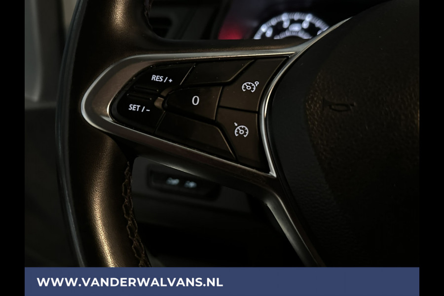Renault Trafic 2.0 dCi L2H1 Euro6 Airco | Navigatie | LED | Trekhaak | Cruisecontrol | Parkeersensoren, Bijrijdersbank