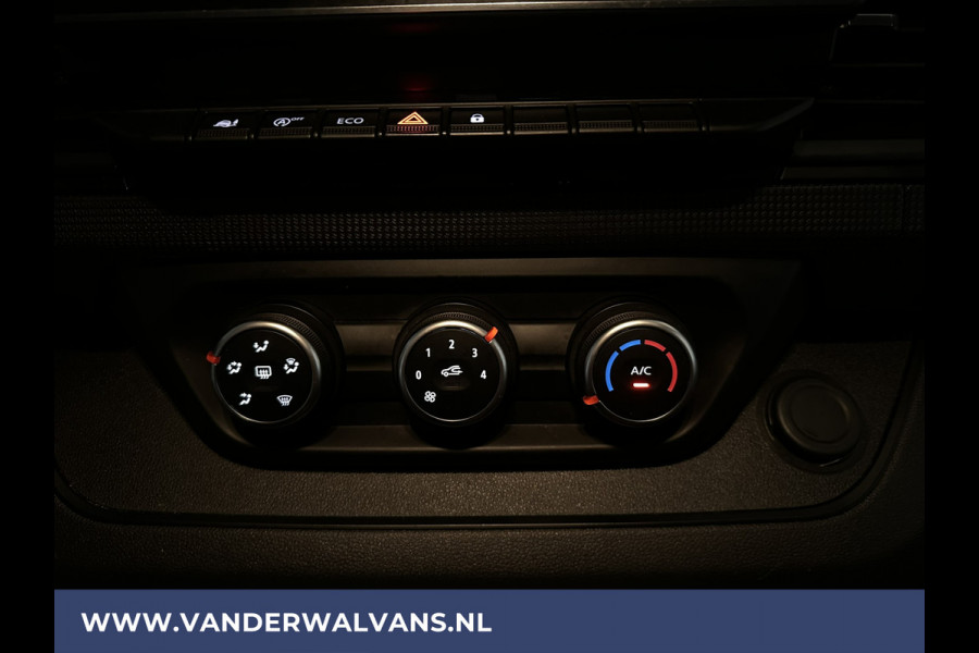 Renault Trafic 2.0 dCi L2H1 Euro6 Airco | Navigatie | LED | Trekhaak | Cruisecontrol | Parkeersensoren, Bijrijdersbank