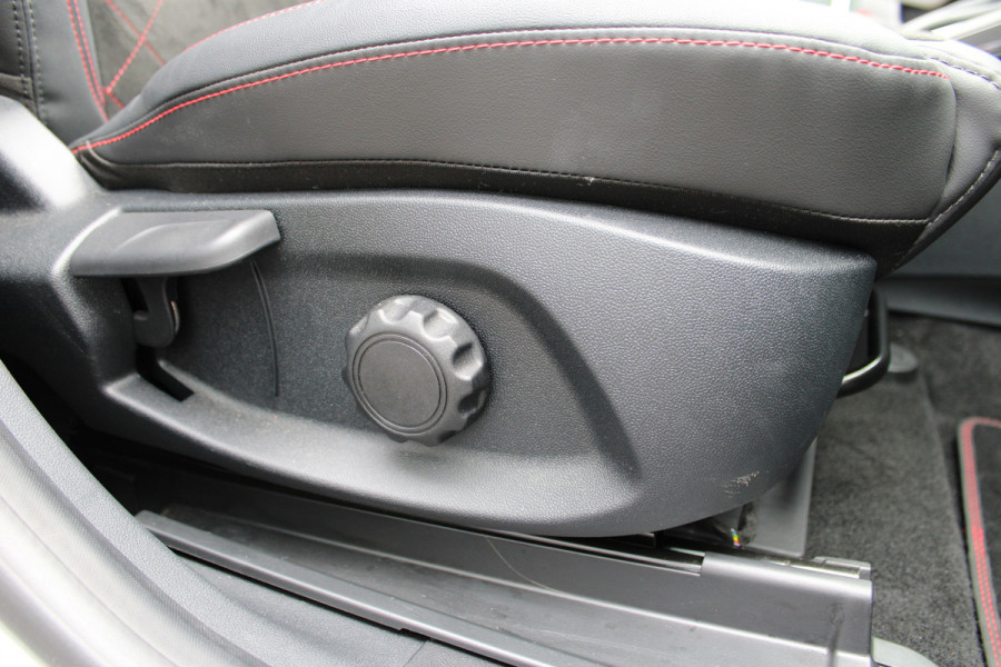 Ford Puma 1.0 EcoBoost Hybrid ST-Line X | Nieuw model | Trekhaak | BLIS | Carplay | Camera  | Adaptieve cruise