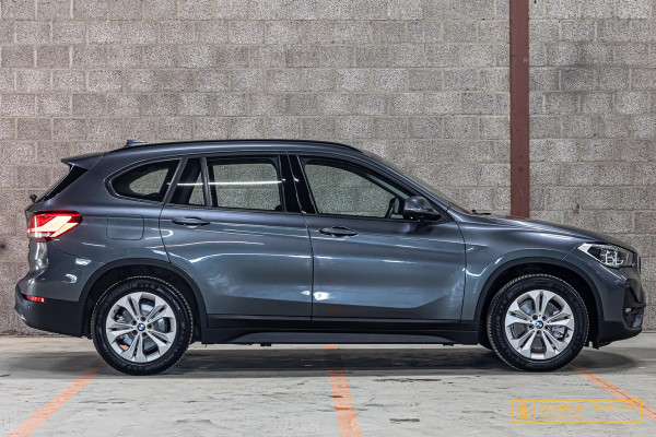 BMW X1 XDrive25e High Executive|Cam|LED|Leder|Carplay|Dealer