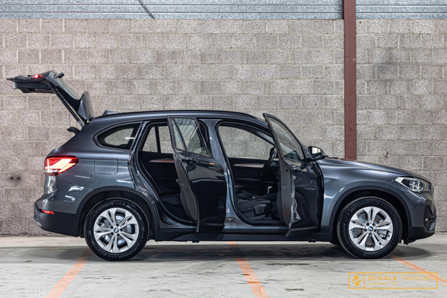 BMW X1 XDrive25e High Executive|Cam|LED|Leder|Carplay|Dealer