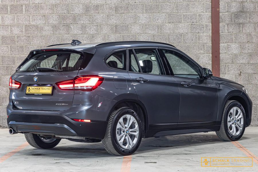 BMW X1 XDrive25e High Executive|Cam|LED|Leder|Carplay|Dealer