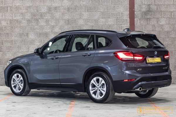 BMW X1 XDrive25e High Executive|Cam|LED|Leder|Carplay|Dealer