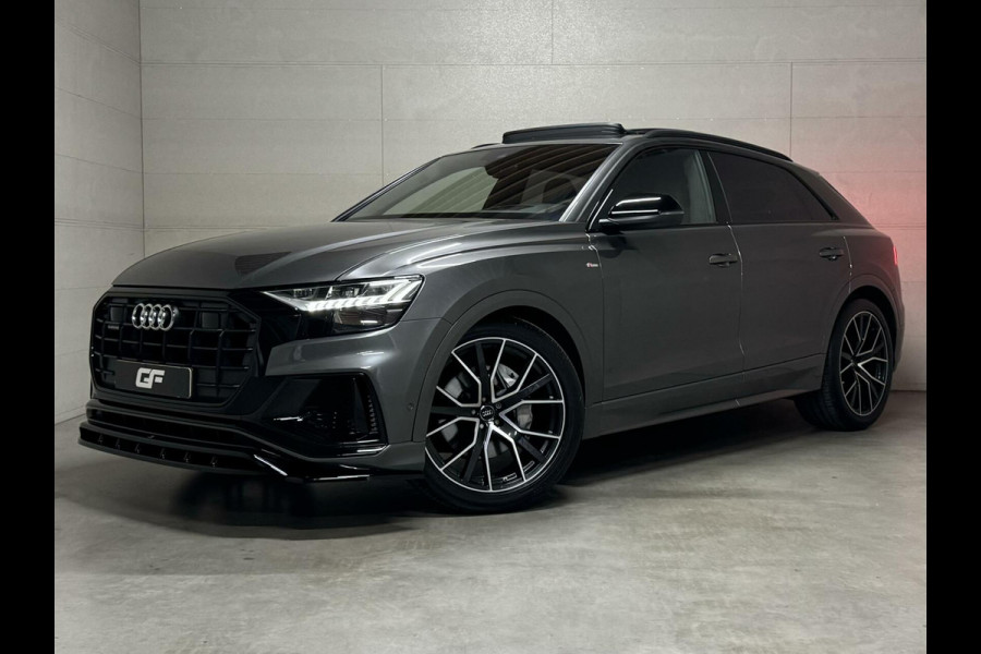 Audi Q8 55 TFSI Quattro S-Line Black Edition RS-Seats Pano