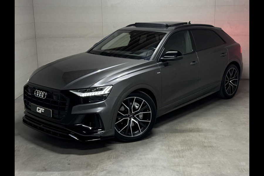 Audi Q8 55 TFSI Quattro S-Line Black Edition RS-Seats Pano