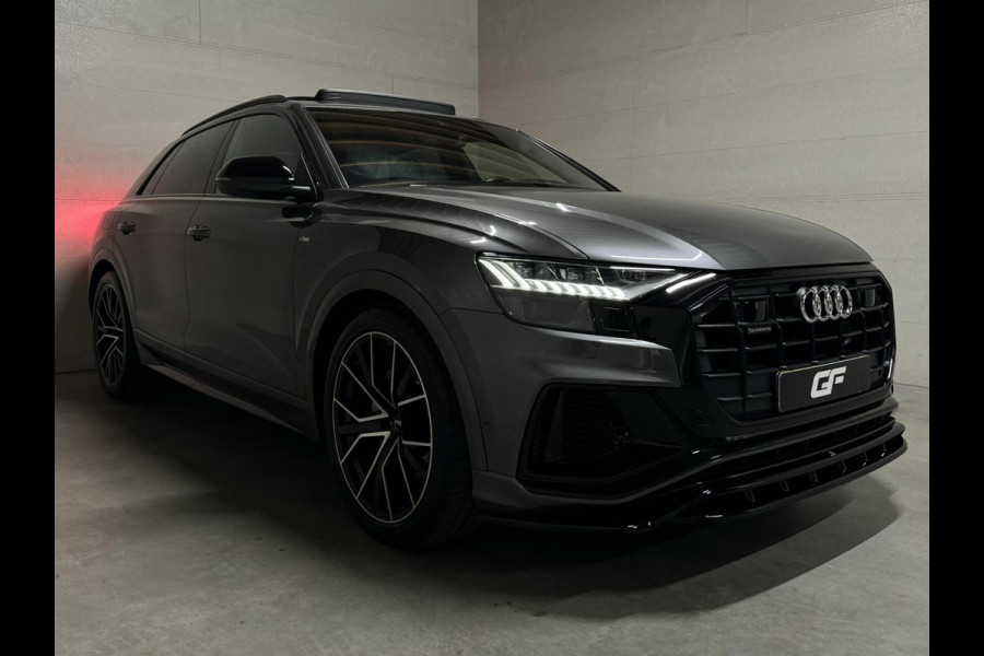 Audi Q8 55 TFSI Quattro S-Line Black Edition RS-Seats Pano