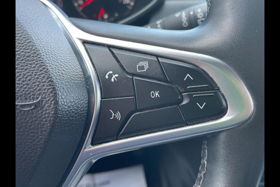 Renault Clio 1.0 TCe Nieuw model Navigatie Carplay Airco