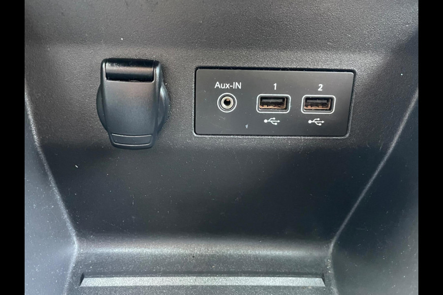 Renault Clio 1.0 TCe Nieuw model Navigatie Carplay Airco