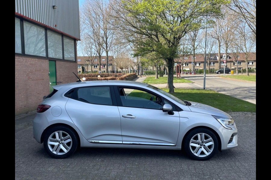 Renault Clio 1.0 TCe Nieuw model Navigatie Carplay Airco