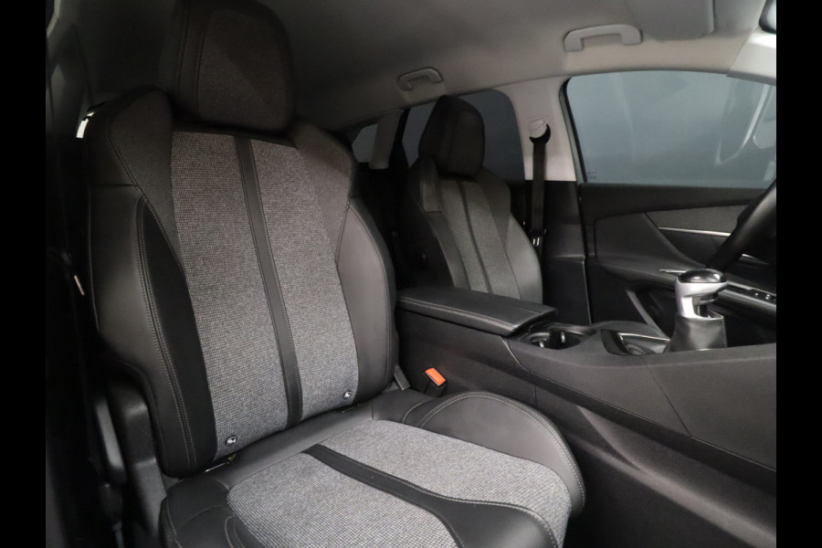 Peugeot 3008 1.2 PureTech Blue Lease Premium [TREKHAAK AFNEEMBAAR, APPLE CARPLAY, ANDROID, HALF LEDER, CAMERA, PDC V+A, CRUISE, NIEUWSTAAT]
