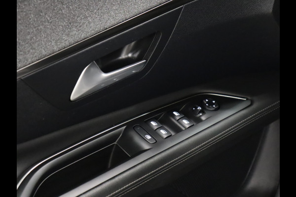 Peugeot 3008 1.2 PureTech Blue Lease Premium [TREKHAAK AFNEEMBAAR, APPLE CARPLAY, ANDROID, HALF LEDER, CAMERA, PDC V+A, CRUISE, NIEUWSTAAT]