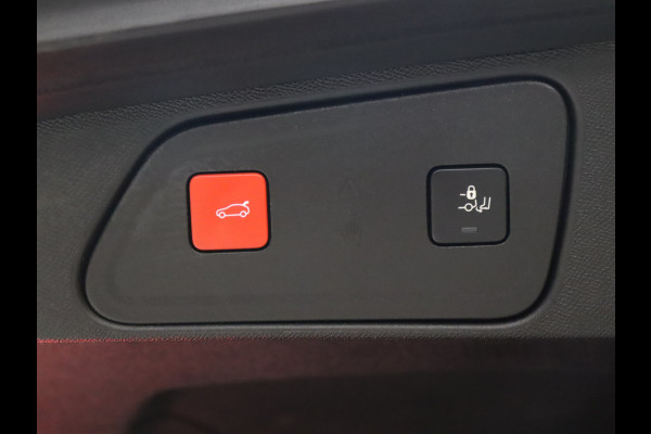 Peugeot 3008 1.2 PureTech Blue Lease Premium [TREKHAAK AFNEEMBAAR, APPLE CARPLAY, ANDROID, HALF LEDER, CAMERA, PDC V+A, CRUISE, NIEUWSTAAT]