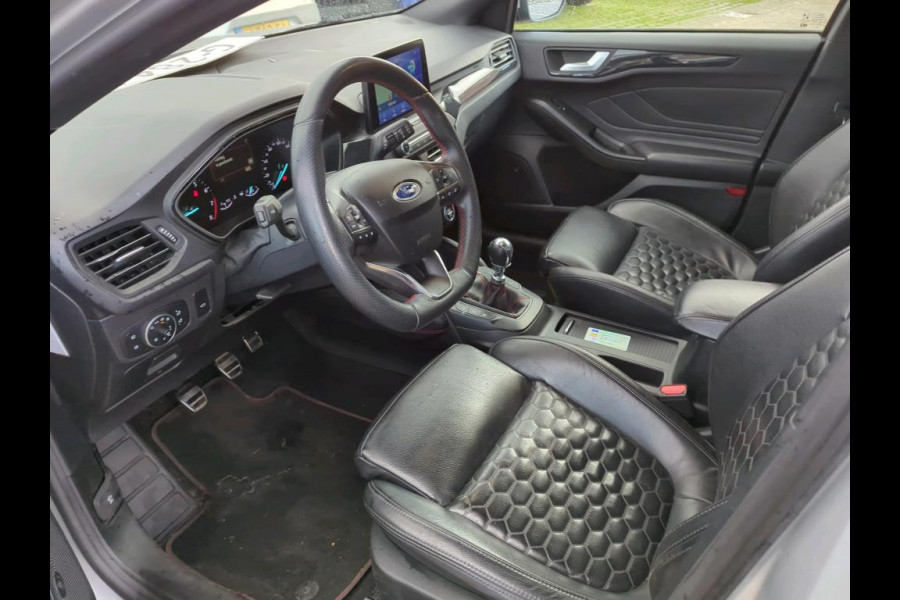 Ford FOCUS Wagon 1.5 EcoBoost ST Line Business NL AUTO | CARPLAY | CAMERA | LEDER |