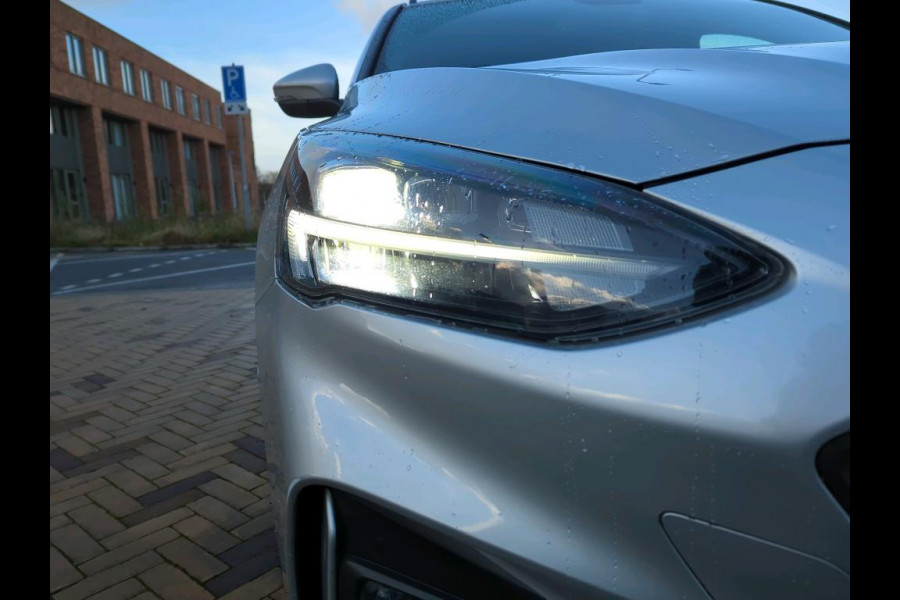 Ford FOCUS Wagon 1.5 EcoBoost ST Line Business NL AUTO | CARPLAY | CAMERA | LEDER |