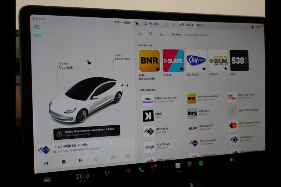 Tesla Model 3 RWD SR+ 60kWh 325PK Lmv 19" AutoPilot Leder PanoDak Adaptive-Cruise Lmv Camera's Elektr.-Stuur+Stoelen+Spiegels+Geheugen+Easy-En Navi LED Comfortstoelen ACC DAB Keyless en Voorverwarmen interieur via App One-Pedal-Drive Origineel Nederlandse auto 1e Eigenaar Garantie Accu/Motor tot 16-12-2027 max 160.000km 1.584kg licht!