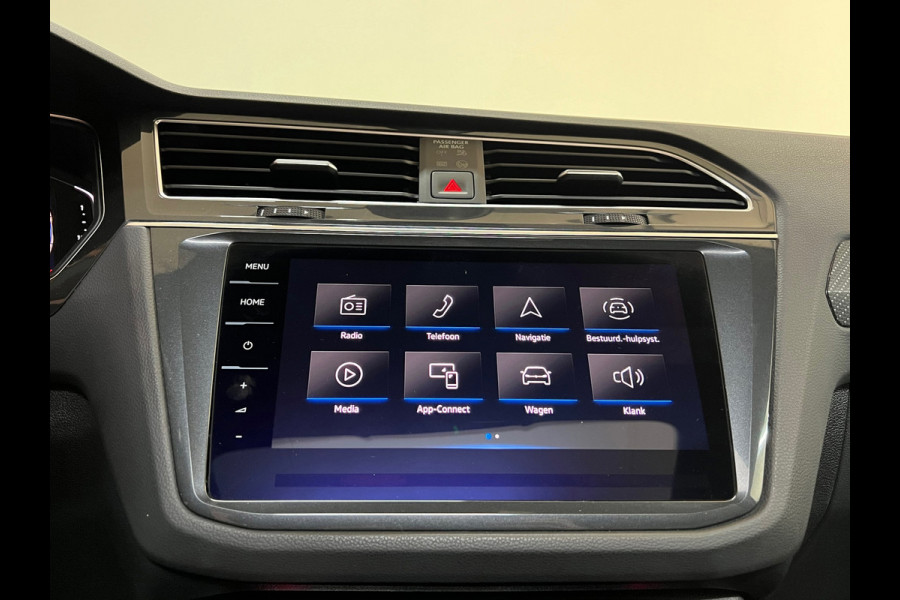 Volkswagen Tiguan 1.5 TSI R-Line Business | Black Edition | Panorama | IQ Light | Trekhaak | BTW Auto