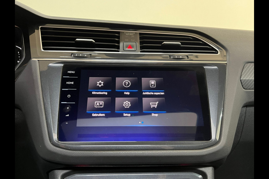 Volkswagen Tiguan 1.5 TSI R-Line Business | Black Edition | Panorama | IQ Light | Trekhaak | BTW Auto