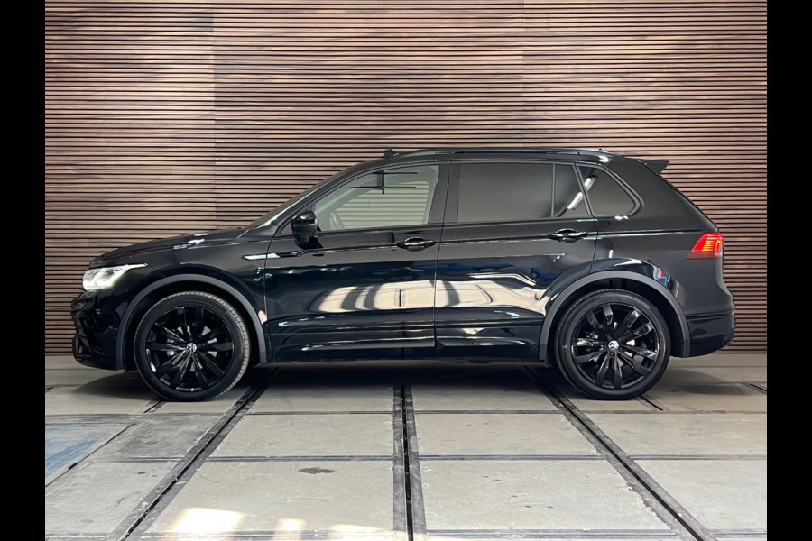 Volkswagen Tiguan 1.5 TSI R-Line Business | Black Edition | Panorama | IQ Light | Trekhaak | BTW Auto