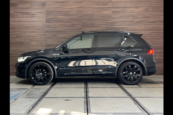 Volkswagen Tiguan 1.5 TSI R-Line Business | Black Edition | Panorama | IQ Light | Trekhaak | BTW Auto