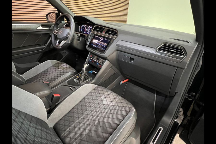 Volkswagen Tiguan 1.5 TSI R-Line Business | Black Edition | Panorama | IQ Light | Trekhaak | BTW Auto