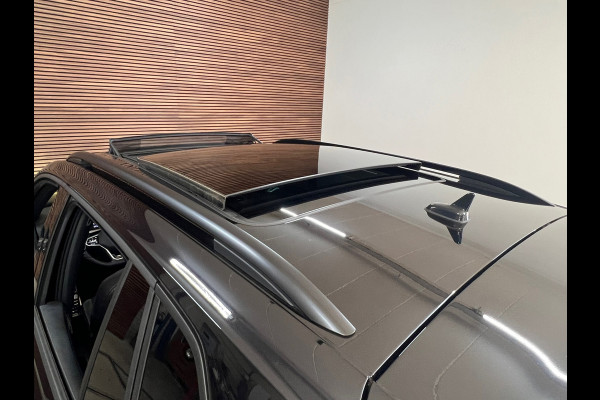 Volkswagen Tiguan 1.5 TSI R-Line Business | Black Edition | Panorama | IQ Light | Trekhaak | BTW Auto