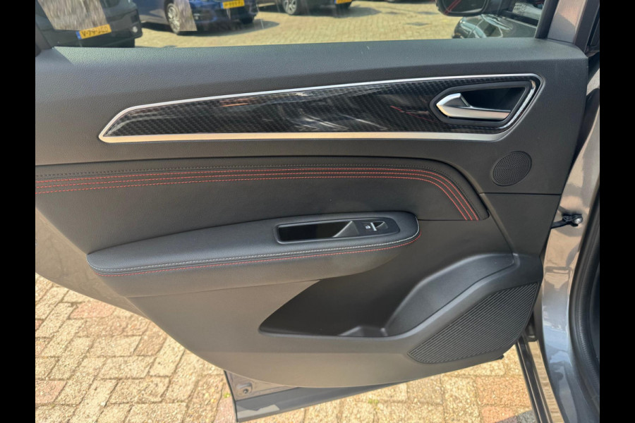 Renault Arkana 1.6 E-Tech Hybrid 145 R.S. Line 360 camera / Stoel & stuurw. verw. / P-sensoren rondom